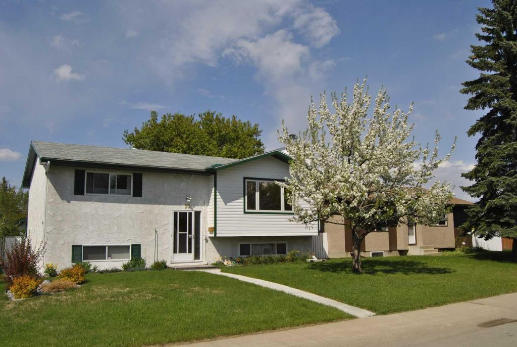 Photo of 10 Patterson Crescent, Red Deer, AB T4P 1J5 (MLS # A2293424)