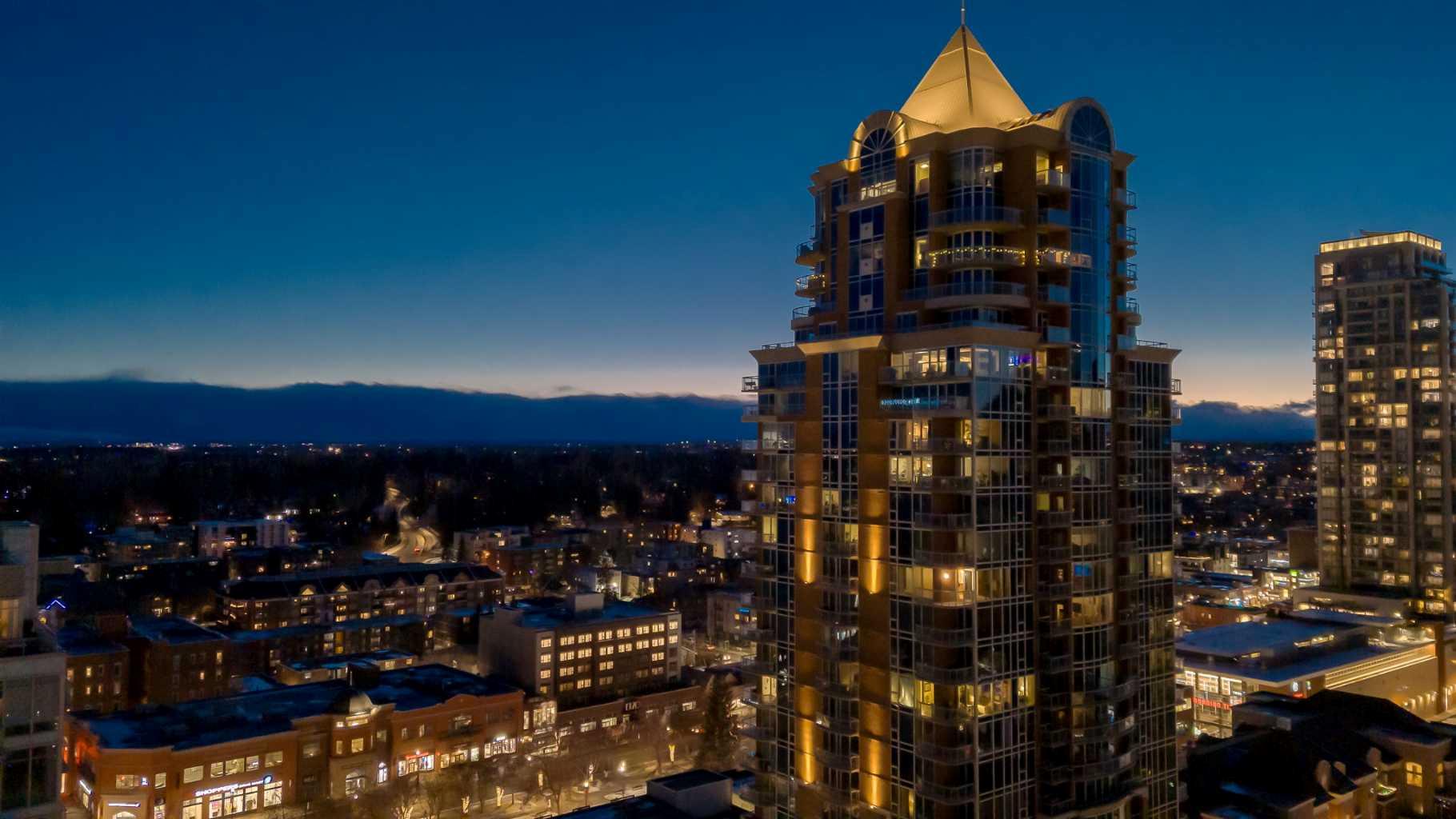 817 15 Avenue SW 1700