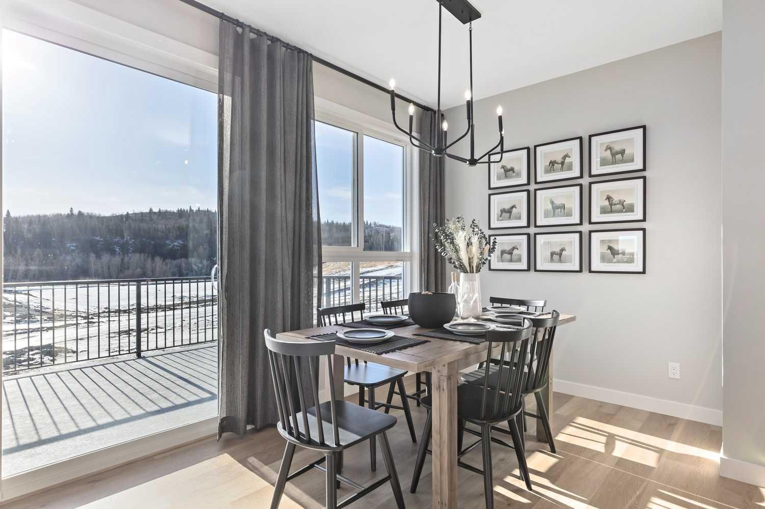 8 Creekview Manor SW