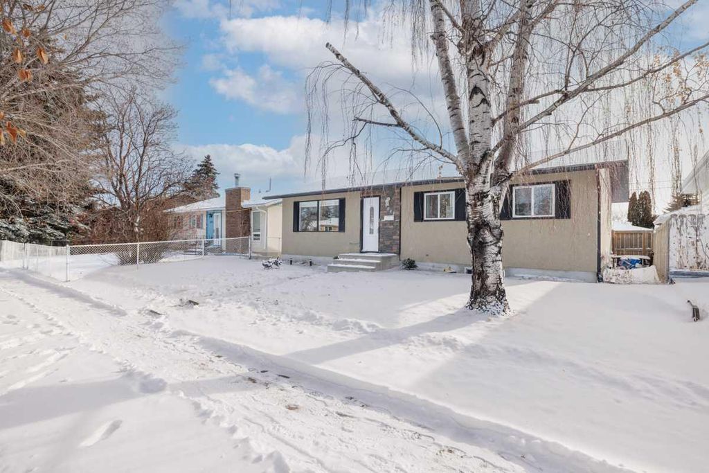 Photo of 5023 Marlborough Drive NE, Calgary, AB T2A 2Z7 (MLS # A2287752)