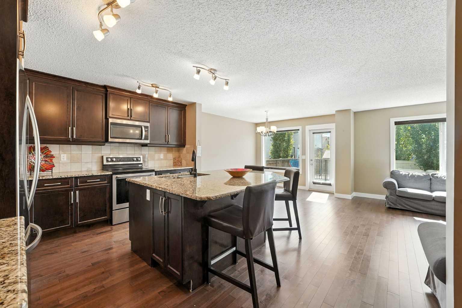 124 Kingsbridge Way SE