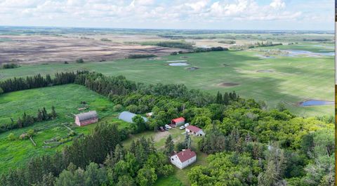 Photo of 233022 Range Road 161, Mundare, AB T0B 3H0 (MLS # A2322856)
