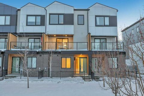 8535 19 Avenue SE 306 Calgary AB T2A 7W8