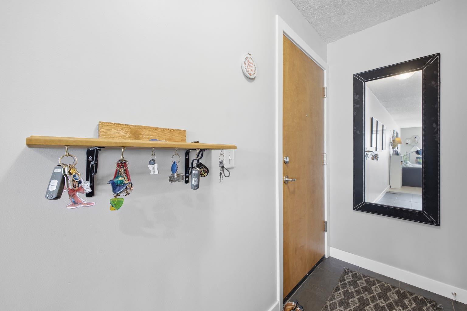 317 19 Avenue SW 212