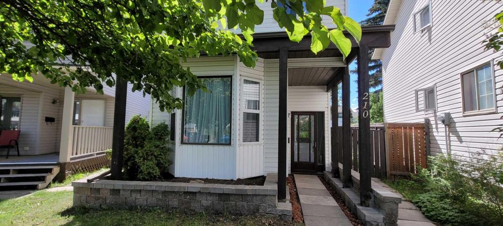 210 WOODMONT COURT SW, CALGARY, AB T2W 4X1 - Image 3525362998.jpeg?d=l