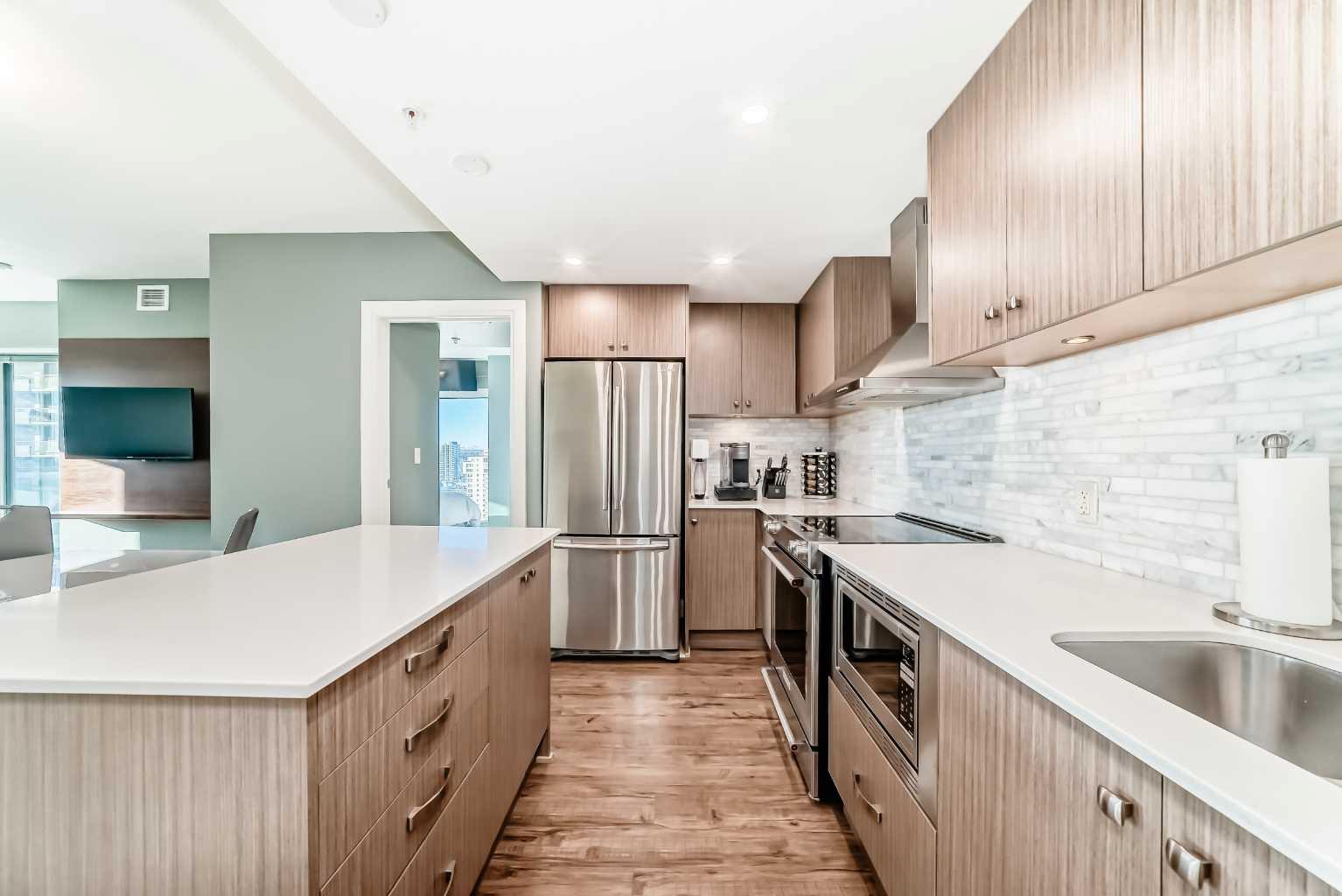 930 6 Avenue SW 2201