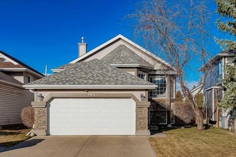 150 Somerset Close SW Calgary AB T2Y 3C4