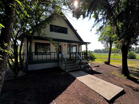 Photo of 4809 51 Street, Mirror, AB T0B 3C0 (MLS # A2340054)