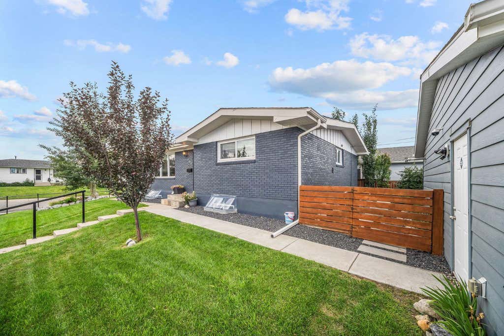 Photo of 703 Millar Road NE, Calgary, AB T2E 5Z6 (MLS # A2338662)