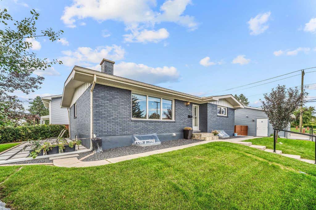 Photo of 703 Millar Road NE, Calgary, AB T2E 5Z6 (MLS # A2338662)
