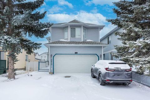 Photo of 3810 Catalina Boulevard NE, Calgary, AB T1Y 6Y3 (MLS # A2286747)