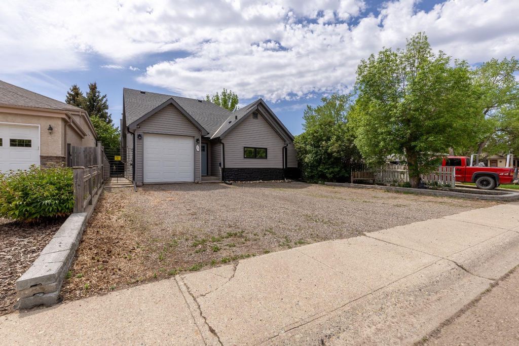 Photo of 2241 21 Avenue, Coaldale, AB T1M 1J1 (MLS # A2316346)