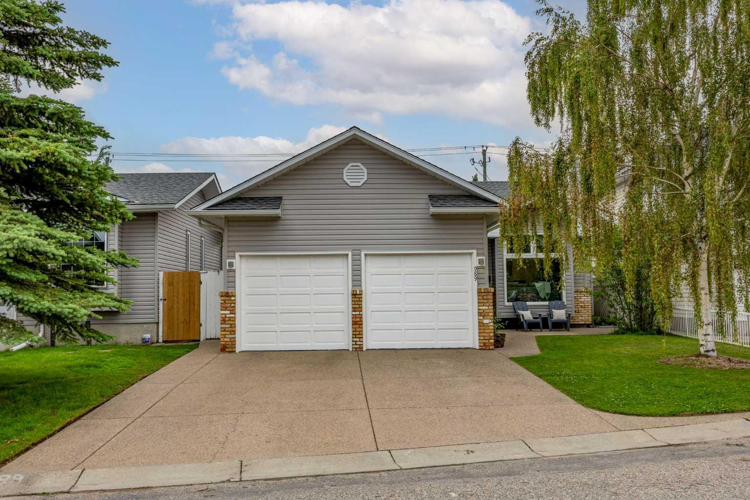 989 Macewan Valley Road