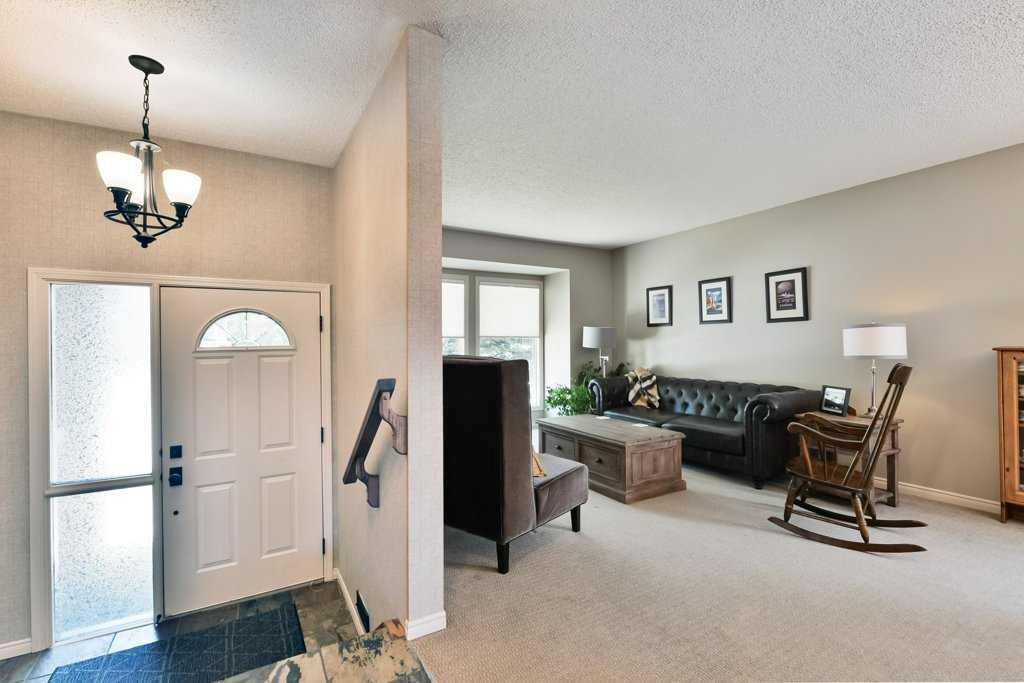 19 Range Way NW