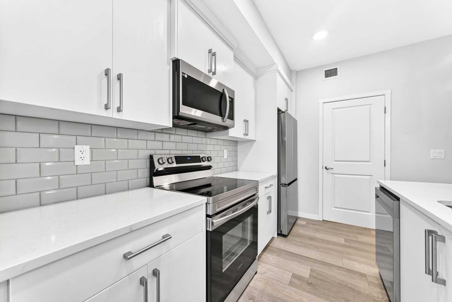 360 Harvest Hills Way NE 325