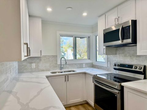 Photo of 115 Bergen Road NW #77, Calgary, AB T3K 1P2 (MLS # A2264783) Photo of 115 Bergen Road NW #77, Calgary, AB T3K 1P2 (MLS # A2264783)