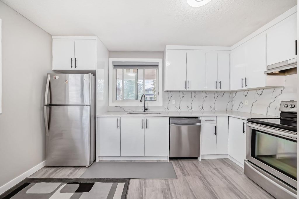 Photo of 116 Pineson Place NE, Calgary, AB T1Y 2R1 (MLS # A2316268)