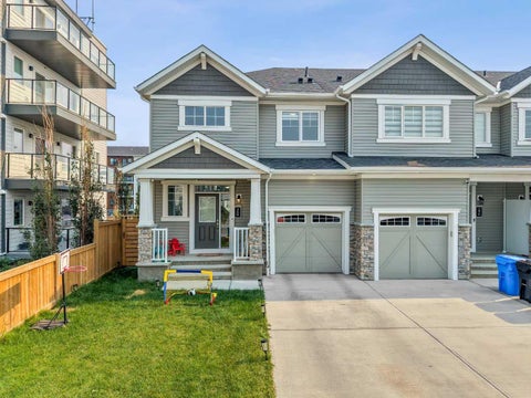 Photo of 260 Carringham Way NW, Calgary, AB T3P 1V9 (MLS # A2336237)