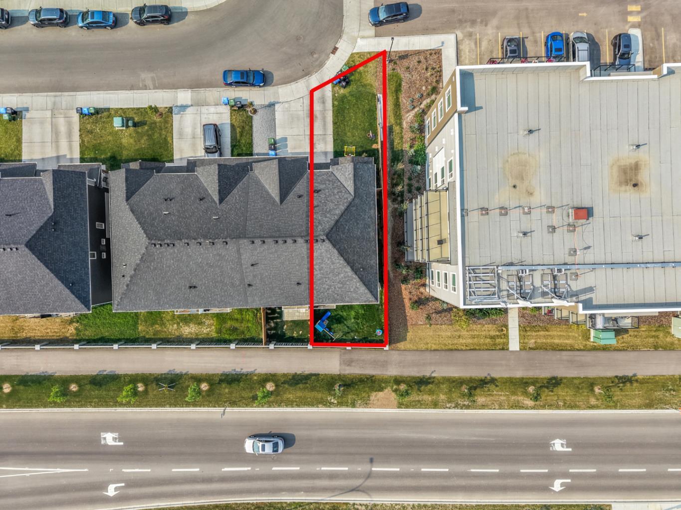 260 Carringham Way NW