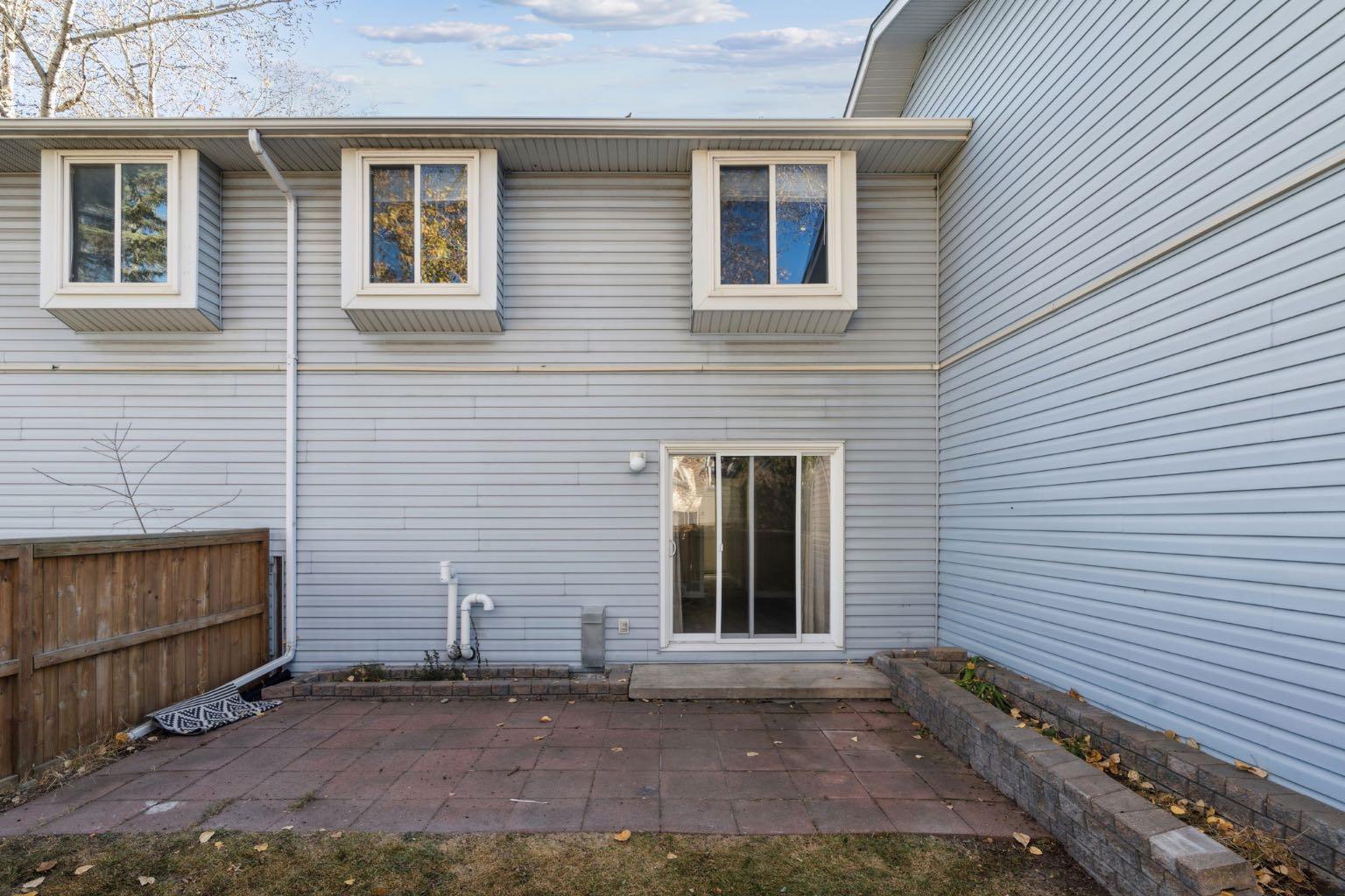 4810 40 Avenue SW 15