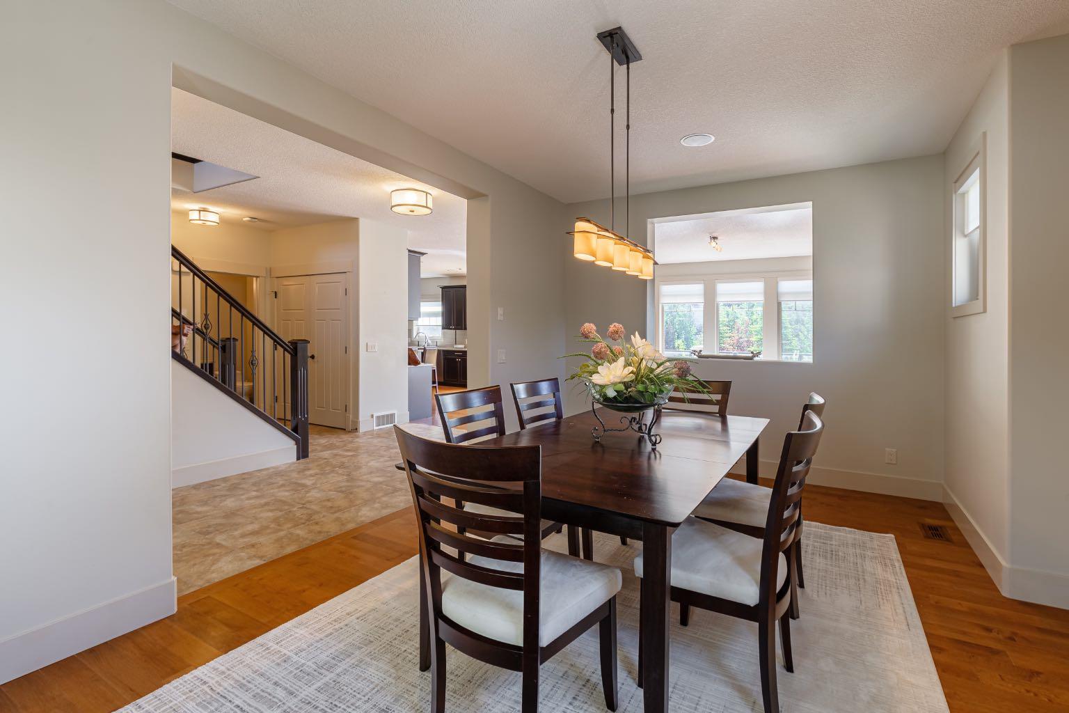 412 Aspen Glen Place SW