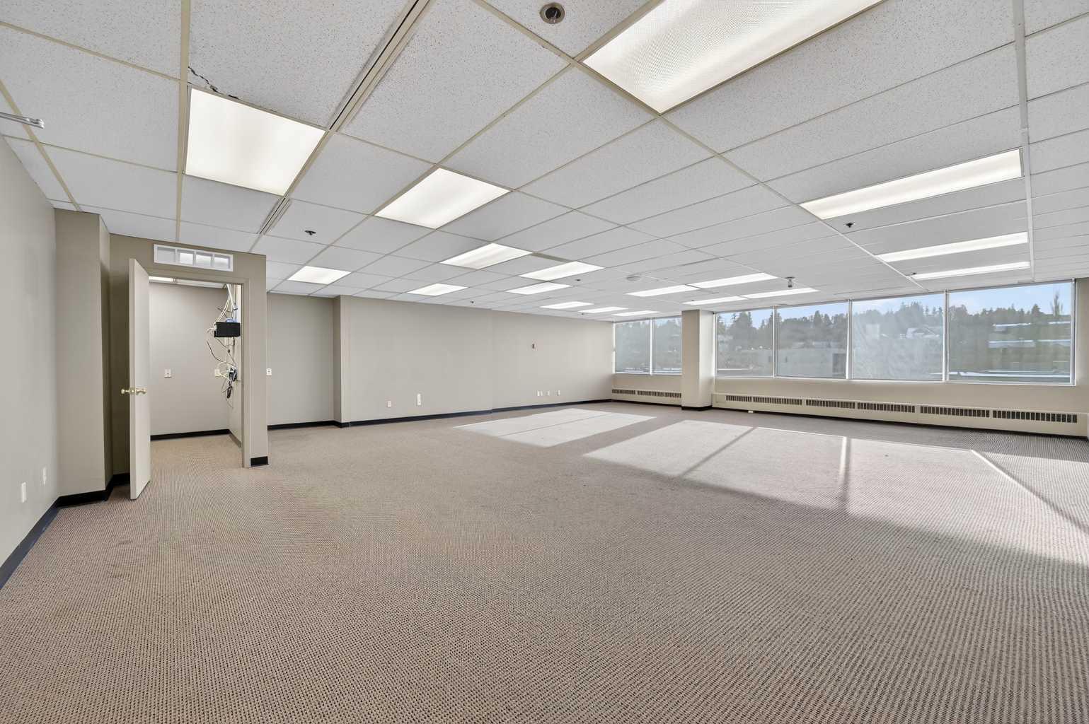 1109 17 Avenue SW 302