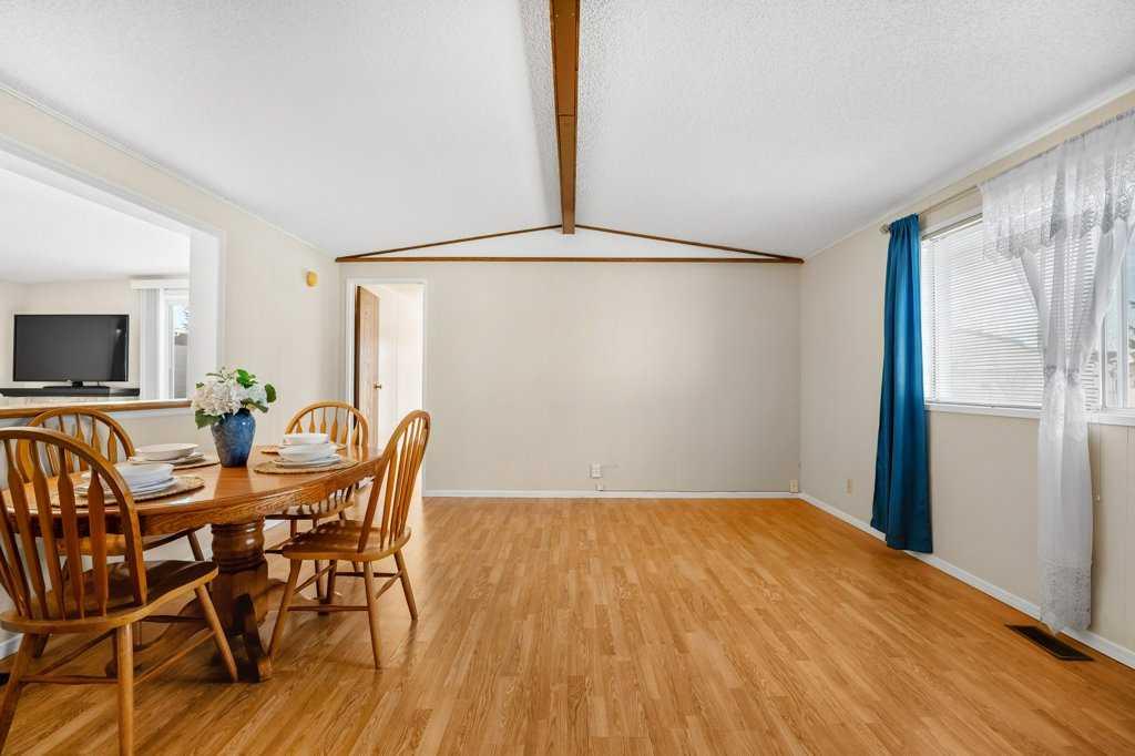 99 Arbour Lake Road 86