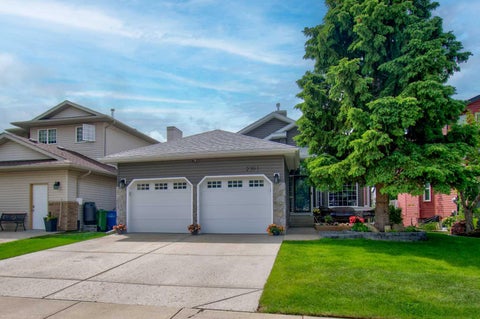 Photo of 2391 Morris Crescent SE, Airdrie, AB T4A 2B6 (MLS # A2326555)