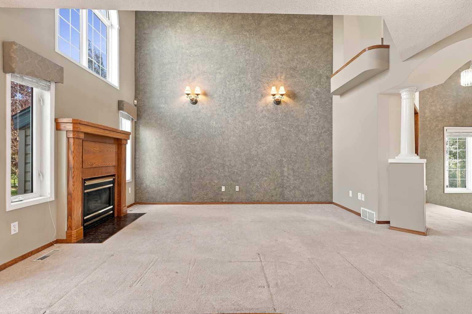 25 Arbour Ridge Park NW