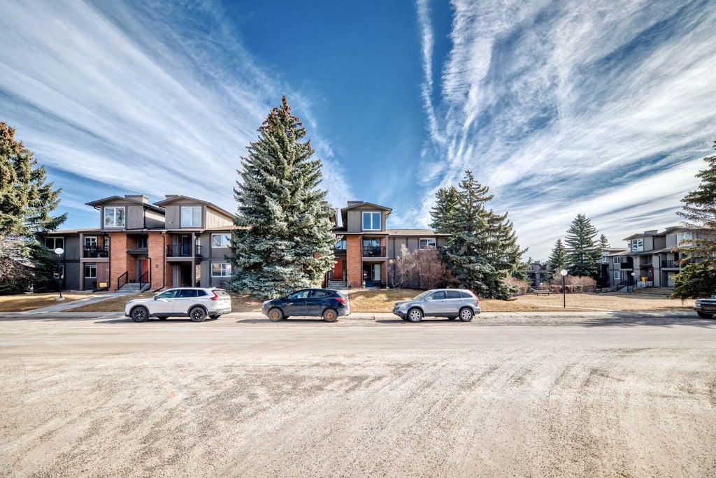 Photo of 6400 Coach Hill Road SW #824, Calgary, AB T3H 1B8 (MLS # A2324066)