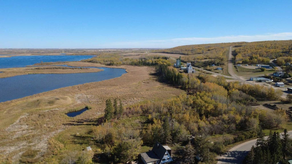 Photo of 100 1 Avenue, Paradise Hill, SK S0M 2G0 (MLS # A2349206)