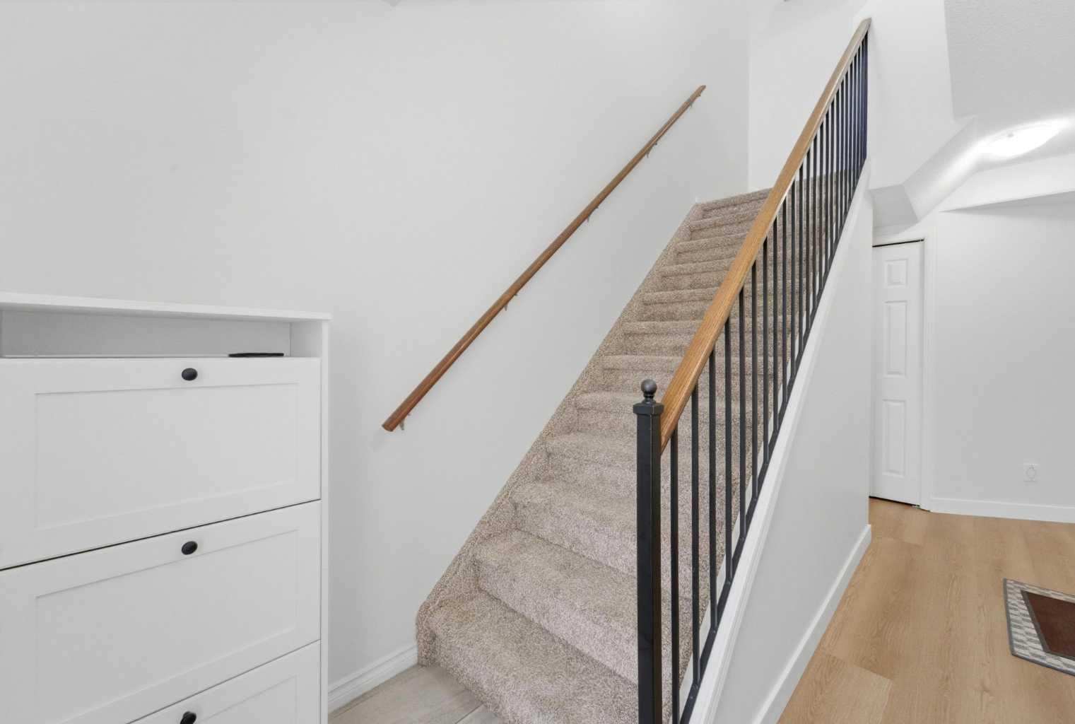 13 Country Hills Villa NW