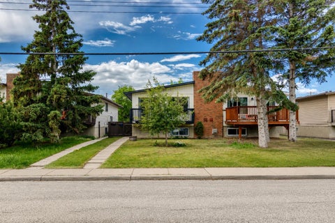 Photo of 5233 17 Avenue NW, Calgary, AB T3B 4N6 (MLS # A2331856)