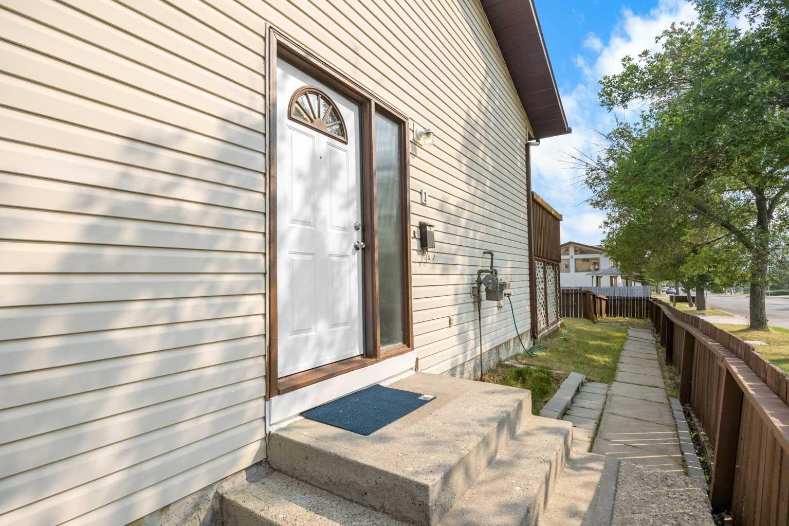 1 Edgewood Drive NW