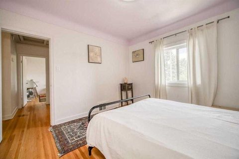 Tiny photo for 2510 16 Street NW #main floor, Calgary, AB T2M 3R2 (MLS # A2270557)