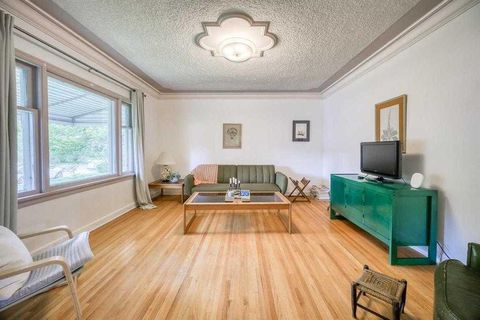 Tiny photo for 2510 16 Street NW #main floor, Calgary, AB T2M 3R2 (MLS # A2270557)