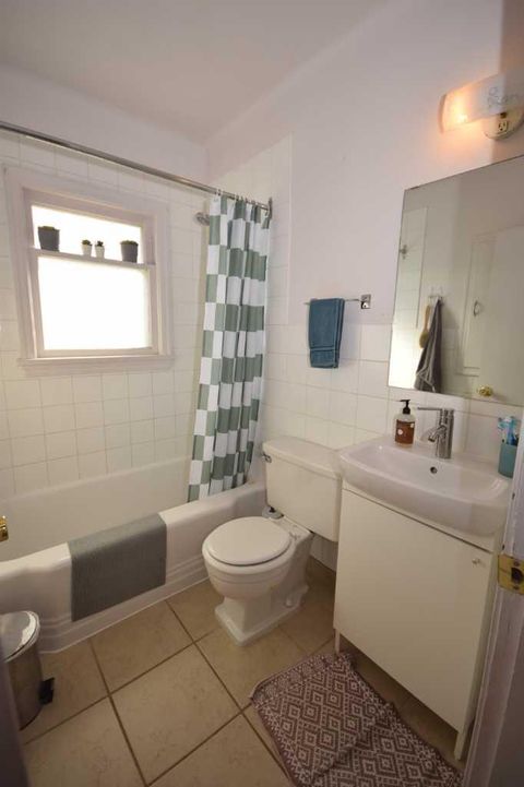 Tiny photo for 2510 16 Street NW #main floor, Calgary, AB T2M 3R2 (MLS # A2270557)