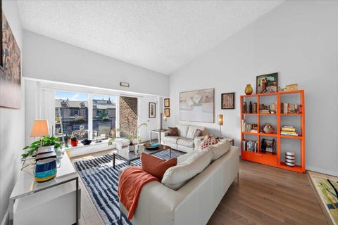 Photo of 202 Braeglen Close SW #2410, Calgary, AB T2W 2B1 (MLS # A2344697)