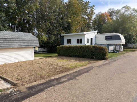 Photo of 3 Points West Resort, Sylvan Lake, AB T4S 1T3 (MLS # A2347560)