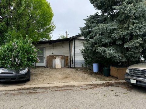 Photo of 926 Briarwood Crescent, Strathmore, AB T1P 1E7 (MLS # A2319632)