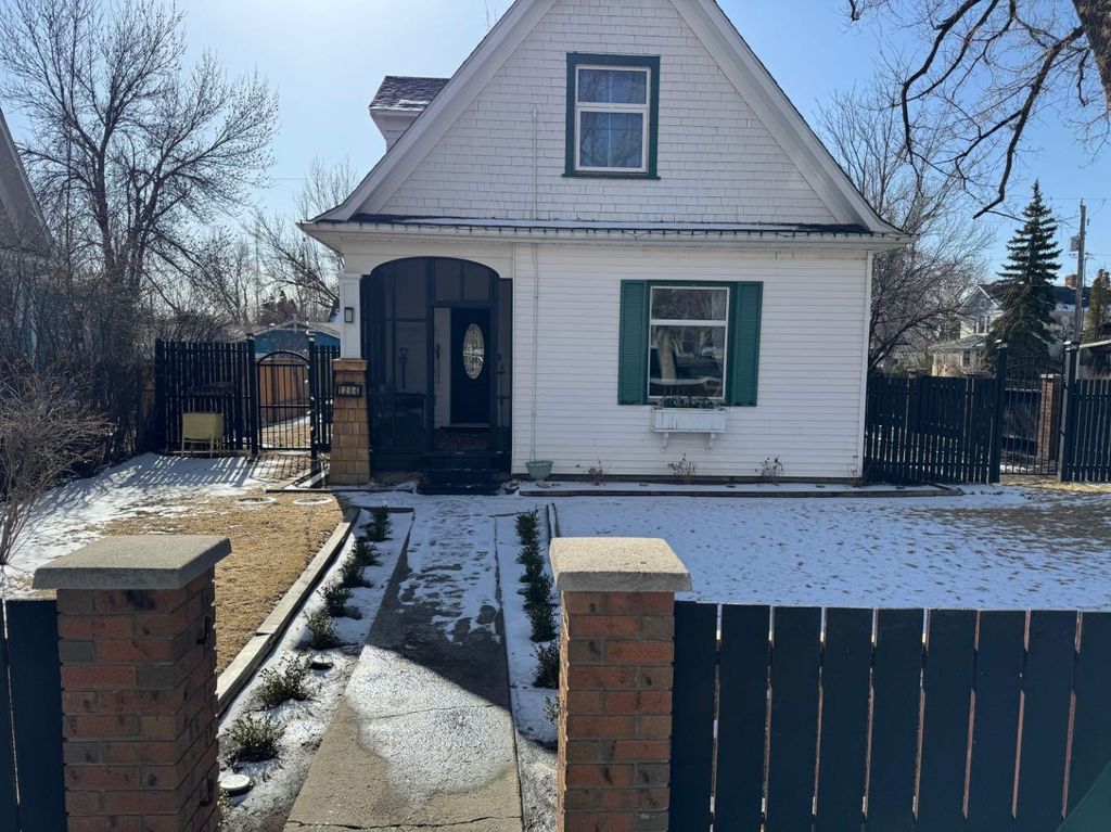 Photo of 1204 7 Street S, Lethbridge, AB T1J 1K7 (MLS # A2289944)