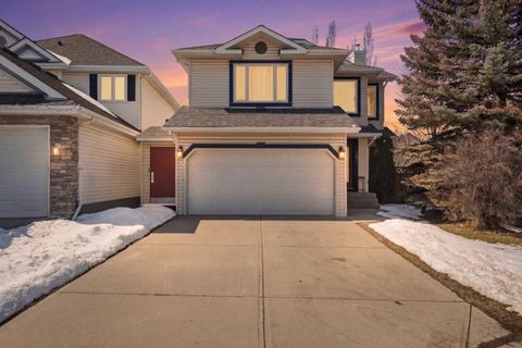 Photo of 161 Douglas Glen Heath SE, Calgary, AB T2Z 2N1 (MLS # A2303449)