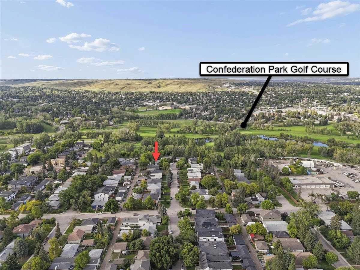 2731 17 Street NW 2731 & 2733
