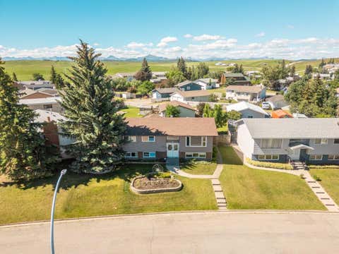 Photo of 580 McDougall Street, Pincher Creek, AB T0K 1W0 (MLS # A2328498)