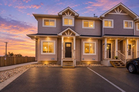 Photo of 523 Strathaven Mews, Strathmore, AB T1P 1P5 (MLS # A2352526)