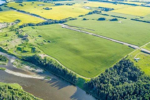 RR 282 Rural Red Deer County AB T4E 1Y6