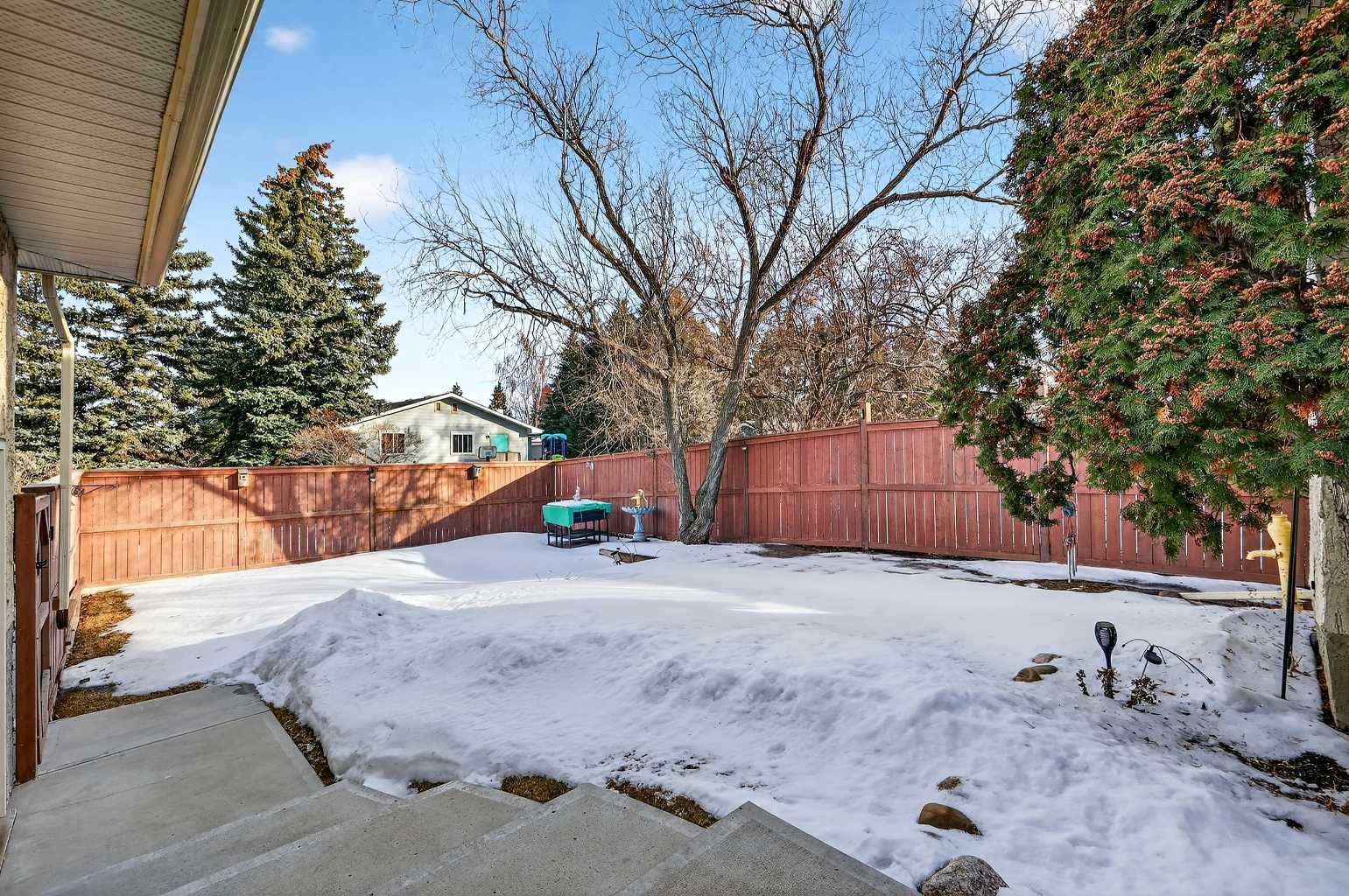 102 Canterbury Place SW