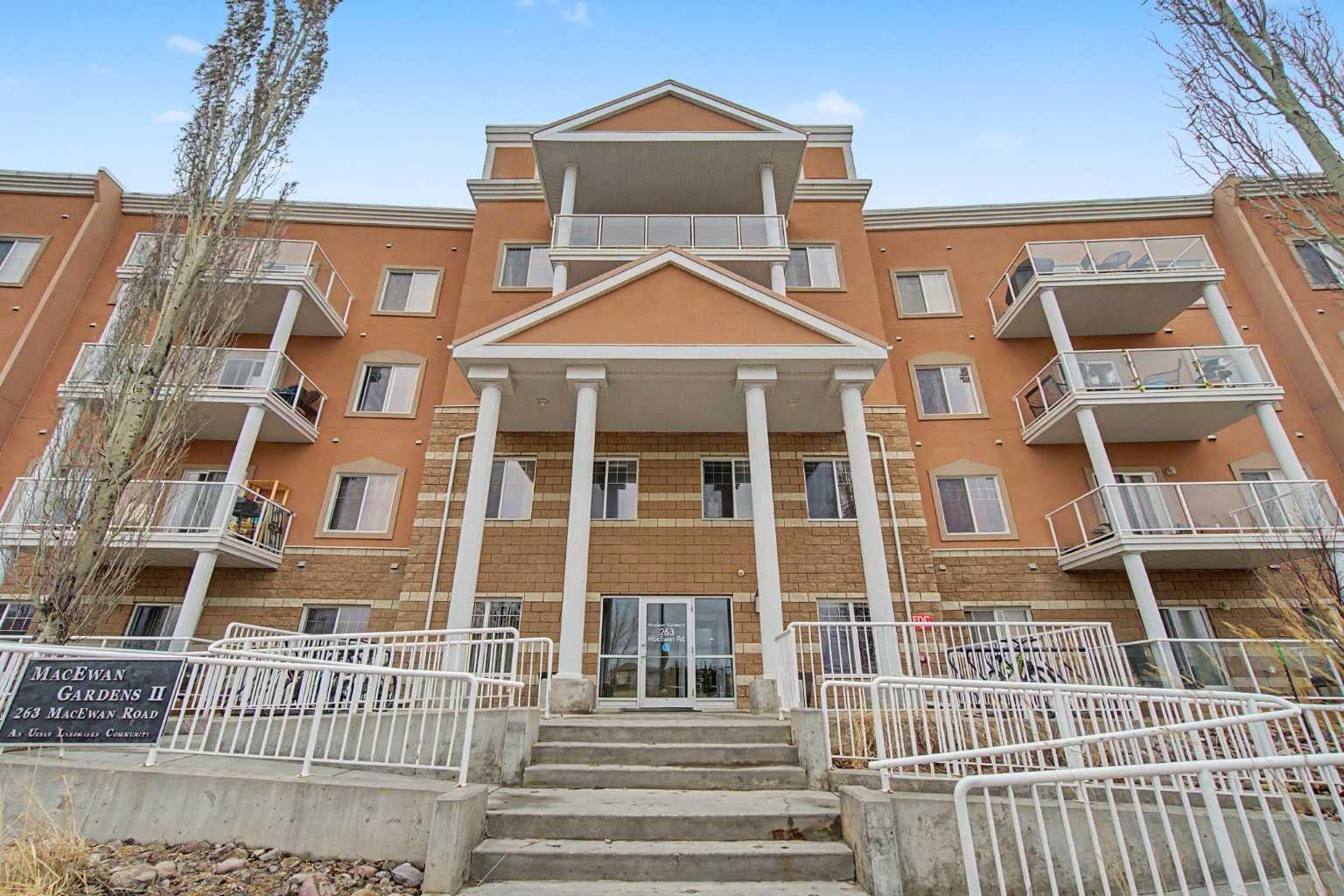 263 Macewan Road 415