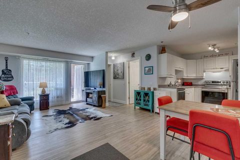 1818 Simcoe Boulevard SW 1115 Calgary AB T3H 3L9