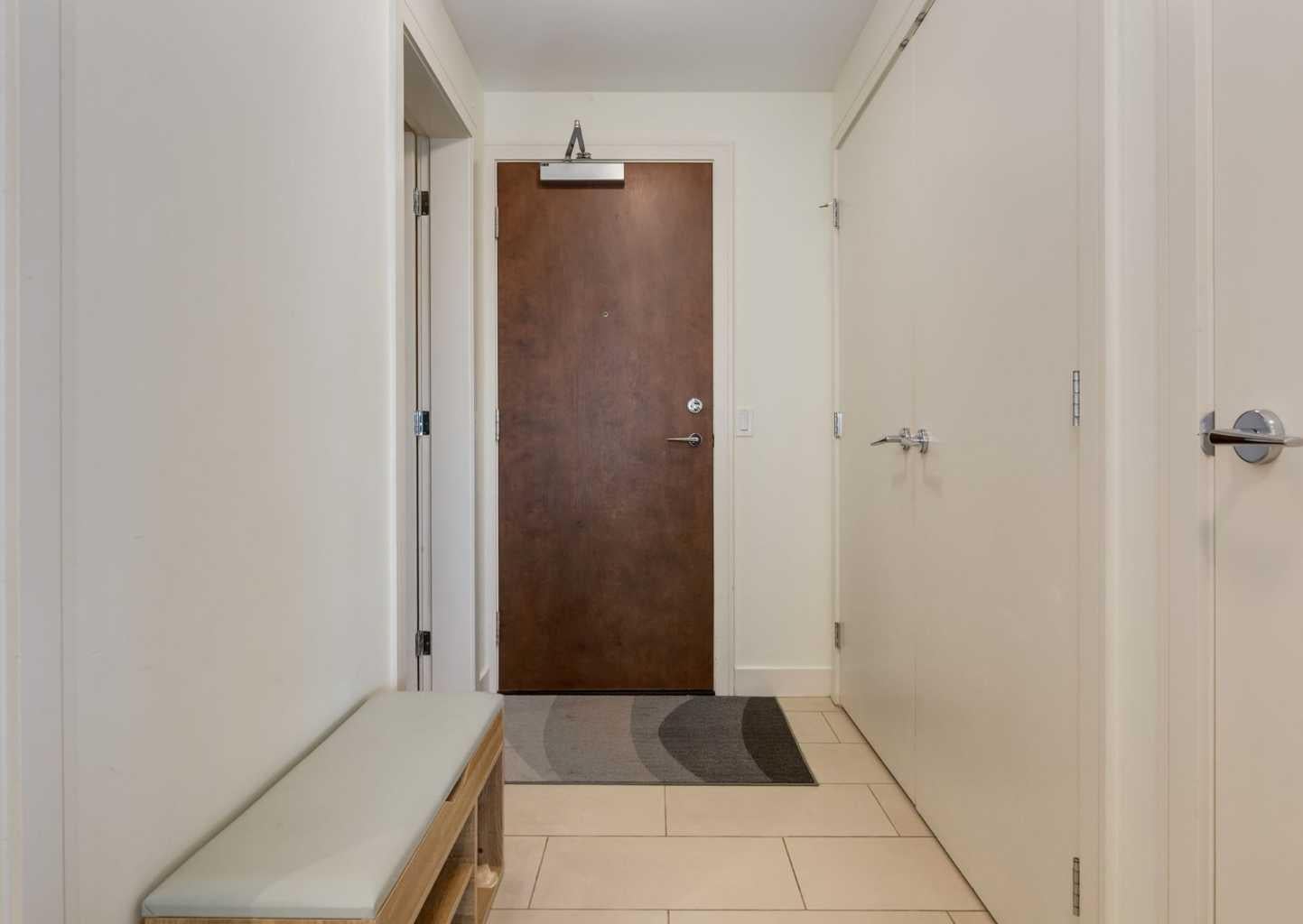 222 Riverfront Avenue SW 913